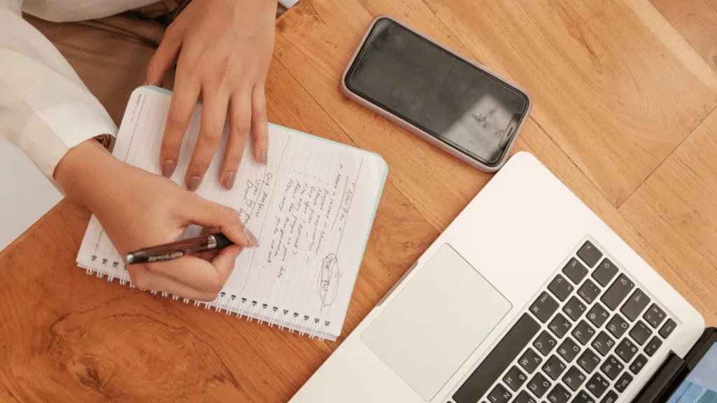 AI-Written Journalism &amp; Blogs — Synthetic Media: The AI Revolution in Content Creation