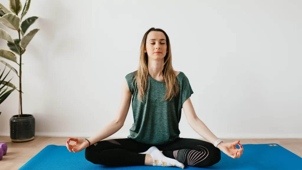 How to Practice Cold Therapy — Somatic and Mind-Body Wellness in 2025: Breathwork, Cold Plunge, Sauna & Sound Bath Meditation