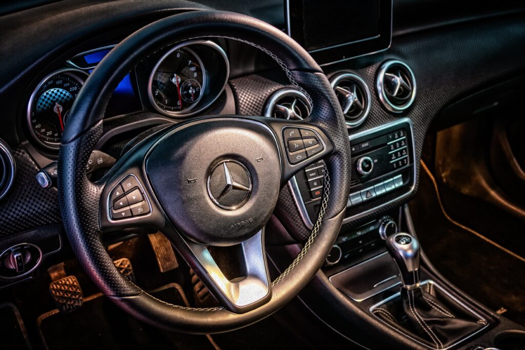 Mercedes Benz